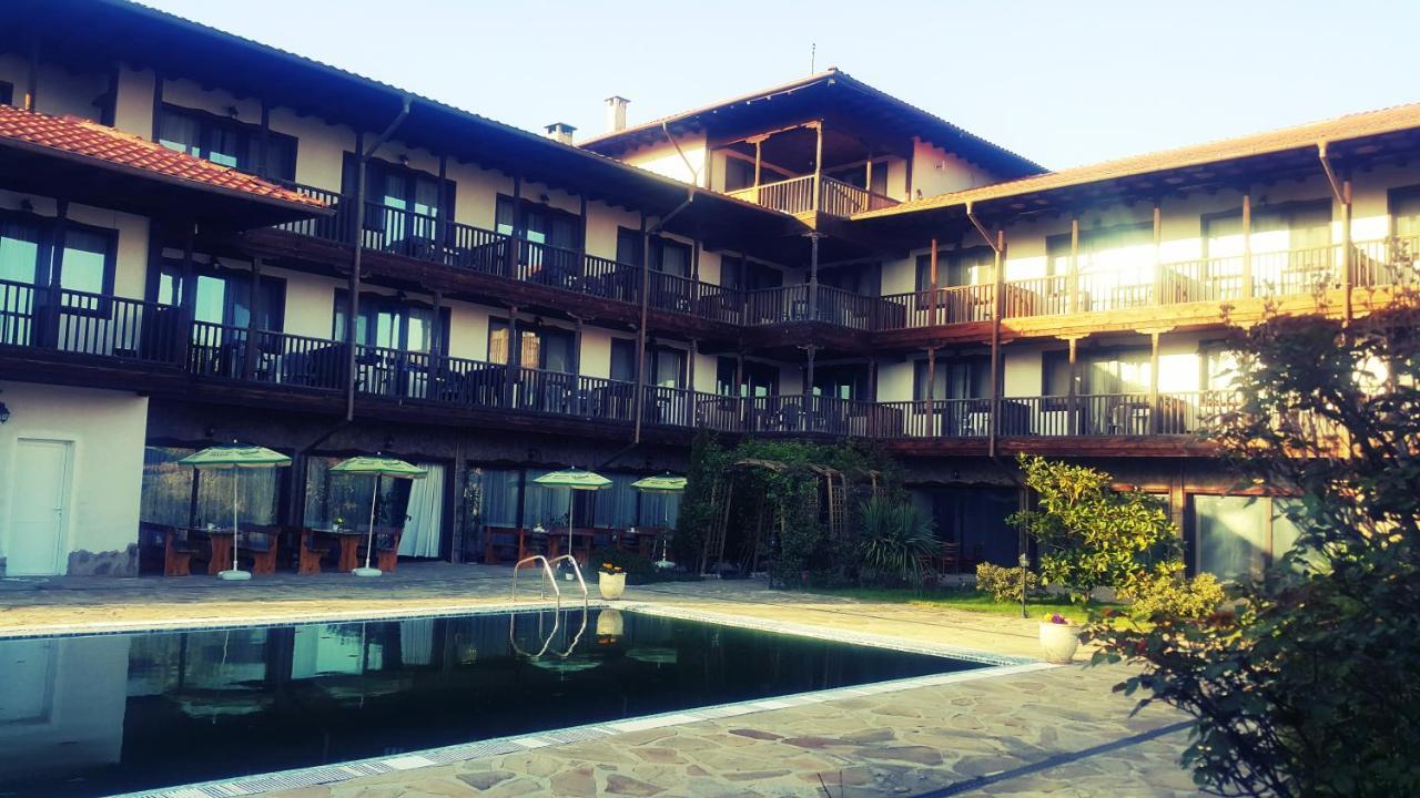 Hunting Residence Asteya Gramatikovo Ngoại thất bức ảnh
