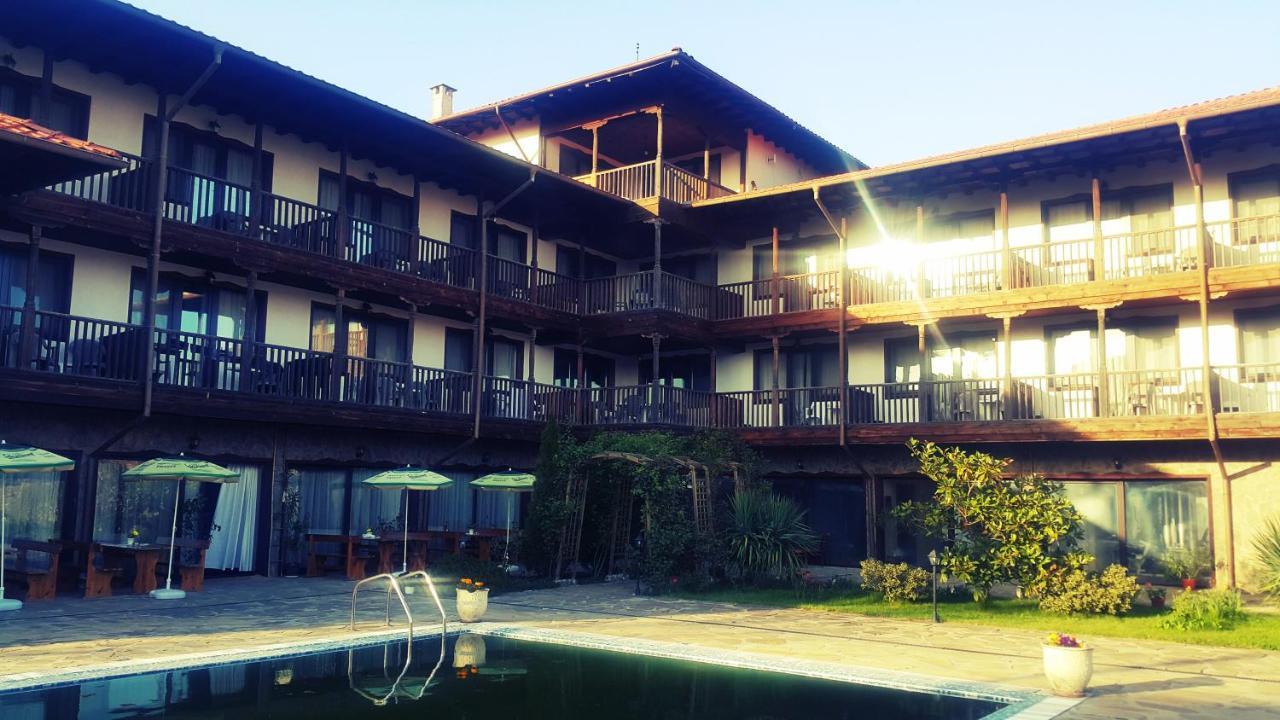 Hunting Residence Asteya Gramatikovo Ngoại thất bức ảnh